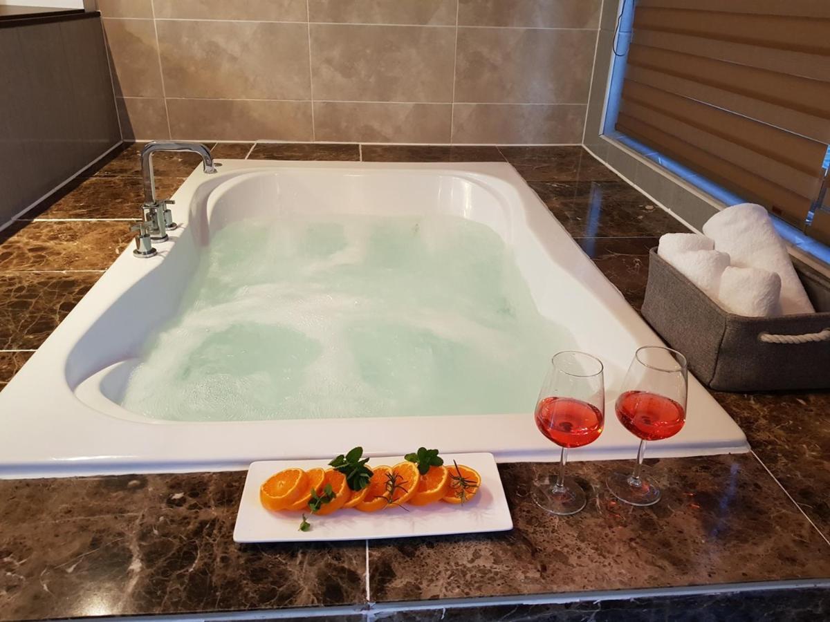 Shall Story Resort Согвіпо Екстер'єр фото